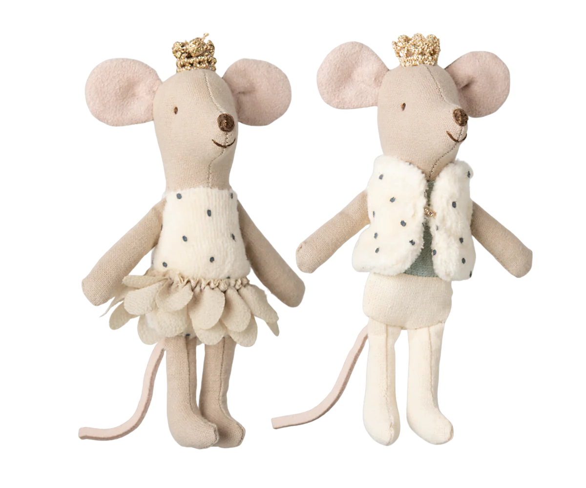 Maileg - Royal Twin Mice, Little Sister and Brother in Matchbox