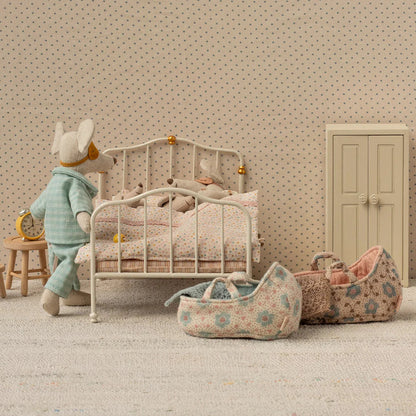Maileg - Vintage Bed - Off-White